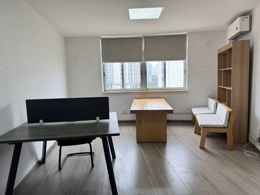 宁波新景江大厦出租，面积30平朝南，带家具，独立壁挂空