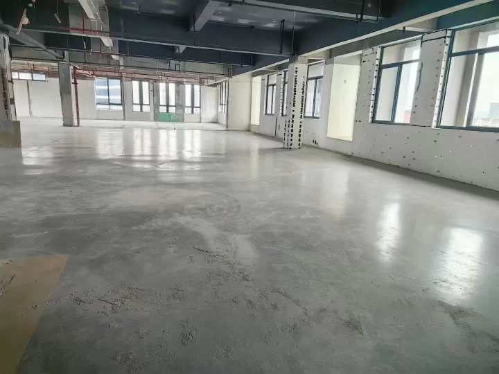 亿天556大厦整层2000平，毛坯，大面积开放格局，动线无阻碍，财运更流通