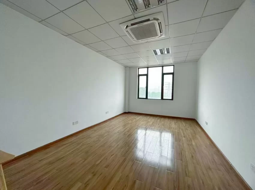 宁波鄞州区和悦科技大厦36㎡小户型，采光通透｜特价办公室1600全包！