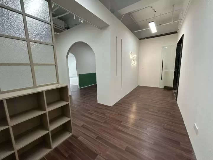 宁波鄞州区清华科创园181.74平写字楼出租 价格1.45元