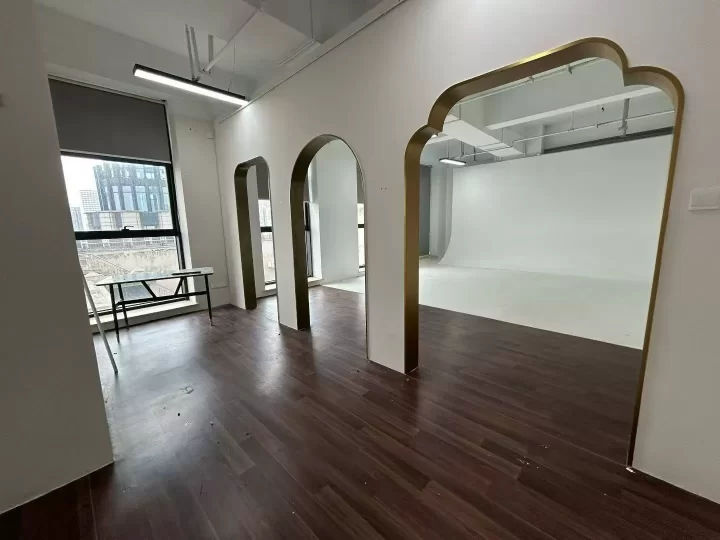 宁波鄞州区清华科创园181.74平写字楼出租 价格1.45元