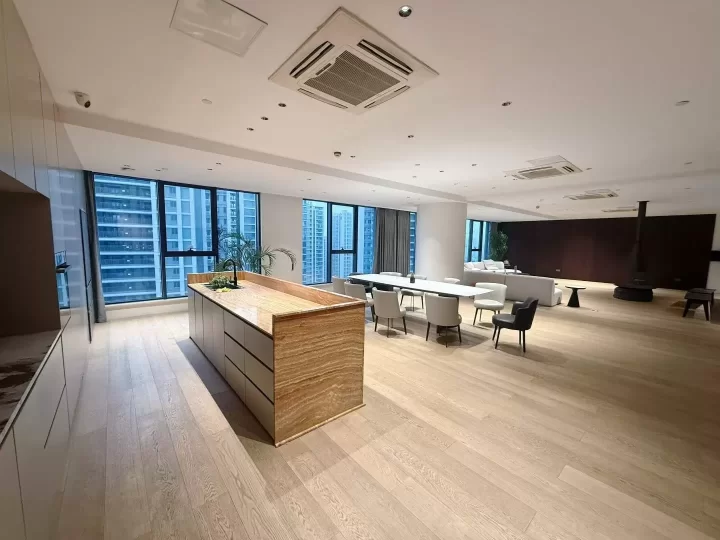 宁波潘火地铁口和荣大厦1160方出租，单价1.73元写字楼招租