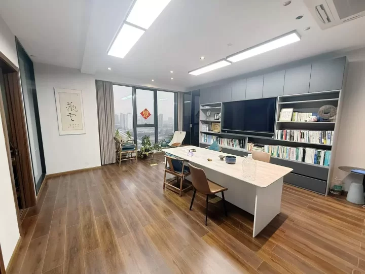 宁波潘火地铁口和荣大厦1160方出租，单价1.73元写字楼招租