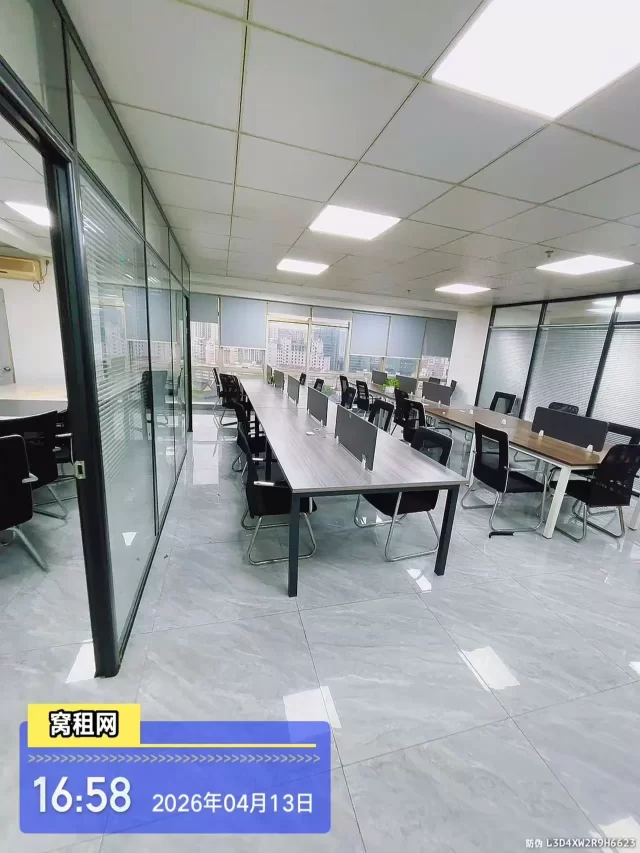 宁波百丈路嘉汇国贸B座310平米精装修办公室到办公桌出租12500元