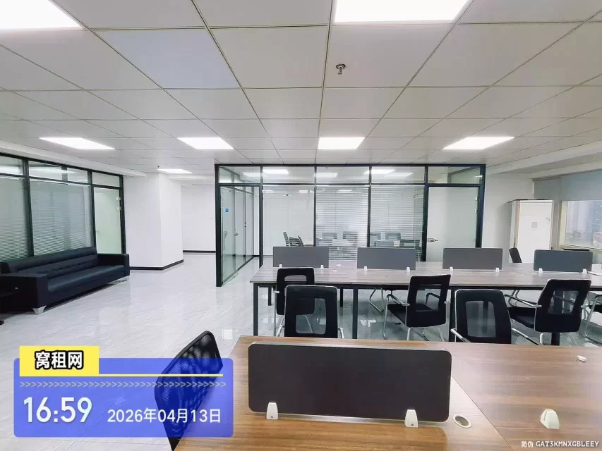 宁波百丈路嘉汇国贸B座310平米精装修办公室到办公桌出租12500元