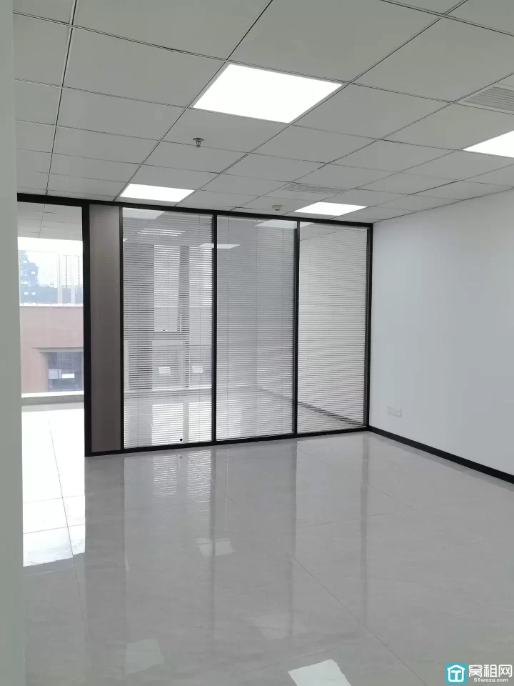 宁波南部商务区2期写字楼恒业大厦75平办公室招租3500元租金/月