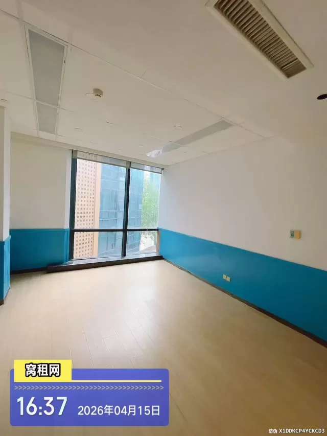 宁波集仕芯谷创业园45平米办公室出租2300元/月朝南
