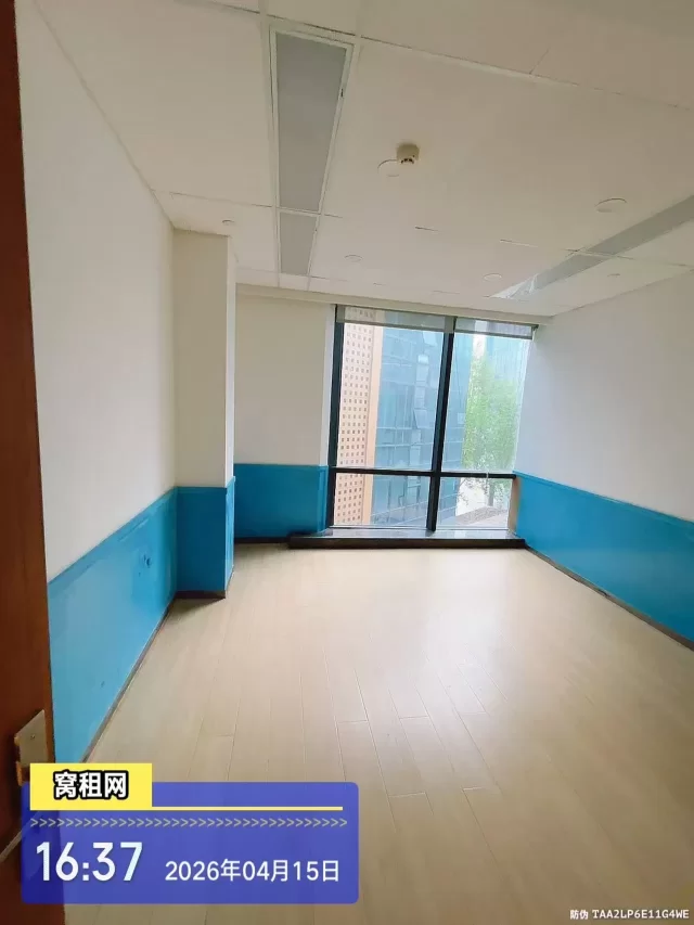 宁波集仕芯谷创业园45平米办公室出租2300元/月朝南