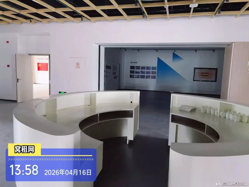 宁波金山中心1000平米精装修办公室出租，单价1元