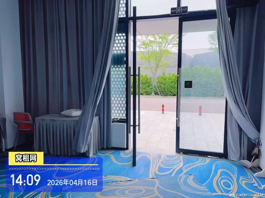 宁波金山中心店铺出租面积200平米适合会议室仓库展厅