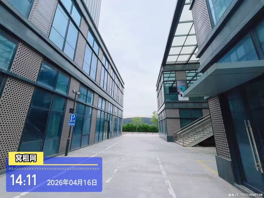 宁波金山中心店铺出租面积200平米适合会议室仓库展厅