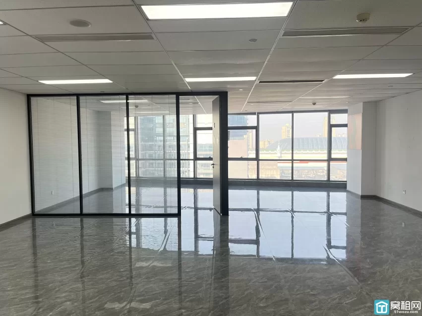 宁波星空里大厦出租160平米精装修朝西单价1.6元