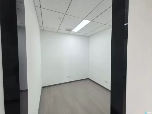 宁波庄市萌恒大厦30平米小面积办公室出租1200元/月租金