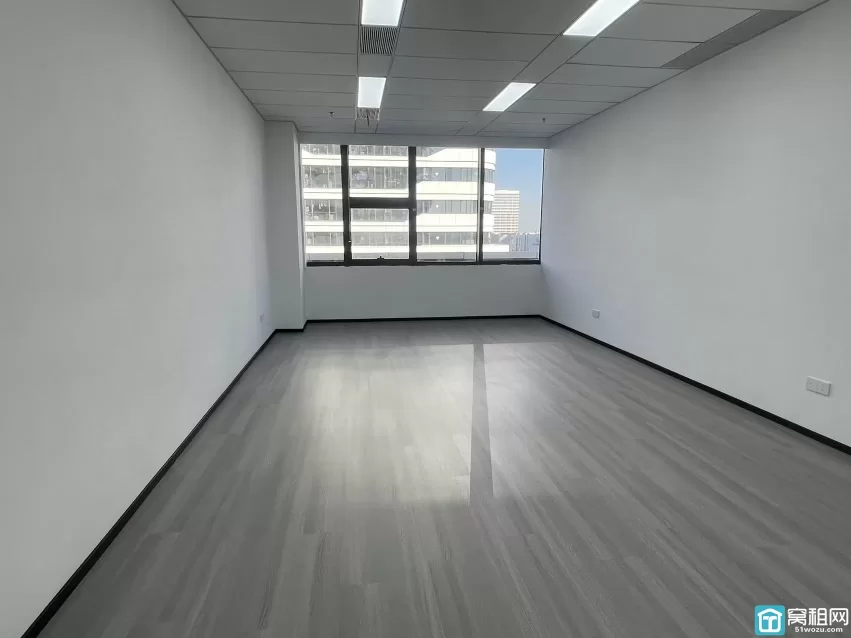 镇海甬江科创协同创新中心 70平朝北 单价1.25