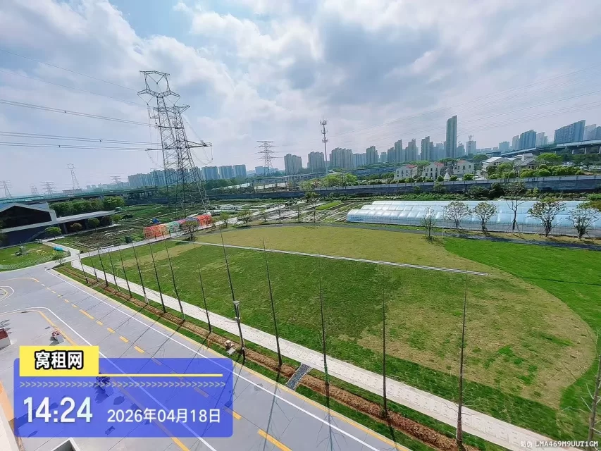 宁波青云上创意园招租400平米白坯，适合台球设计公司