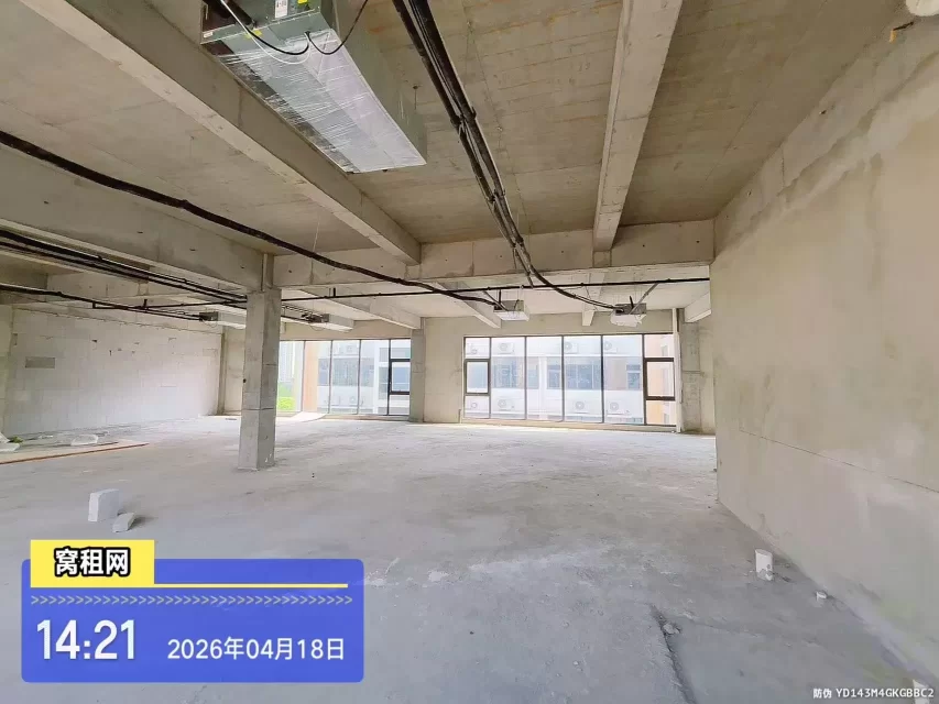 宁波青云上创意园顶楼1000平米办公婚纱摄影场地有大露台招租