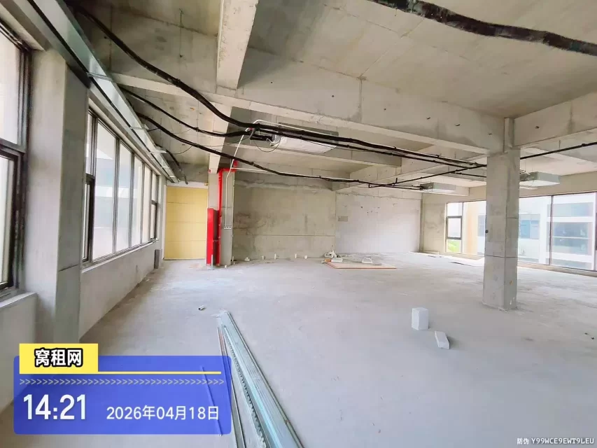 宁波青云上创意园顶楼1000平米办公婚纱摄影场地有大露台招租