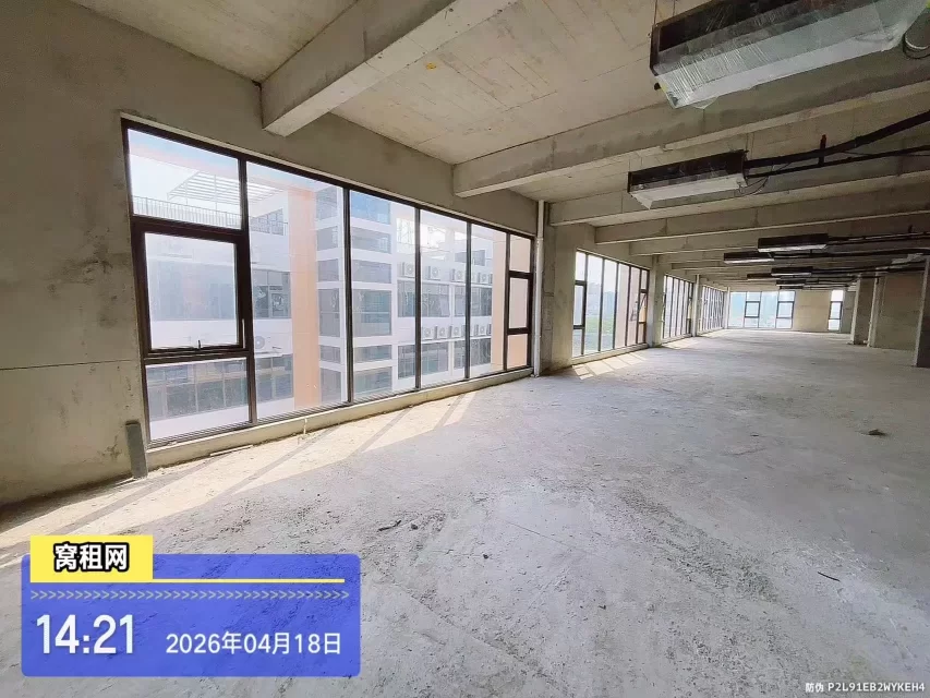 宁波青云上创意园顶楼1000平米办公婚纱摄影场地有大露台招租