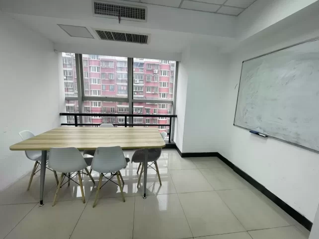海曙区药行街都市仁和中心52平米小面积办公室招租2500元/月