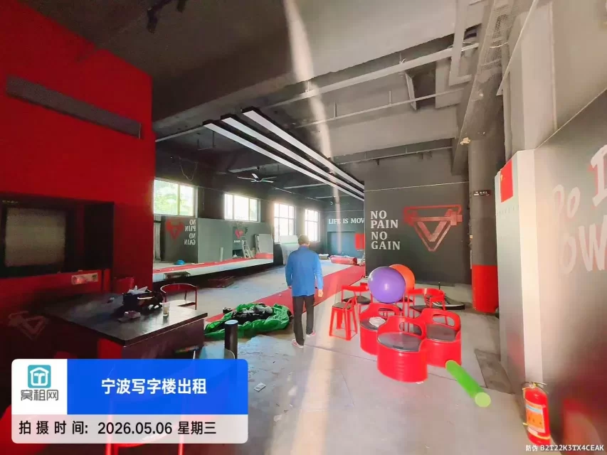 波特曼酒店楼下店铺