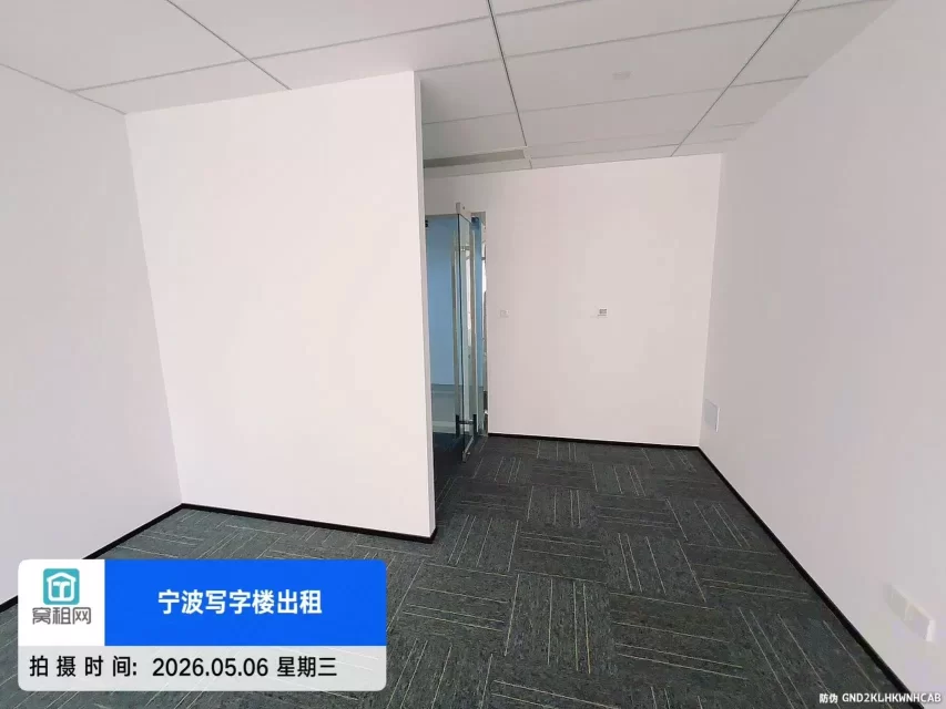 鄞州区地铁1号线舟孟北路站波特曼62平 一个隔间3500元一个月