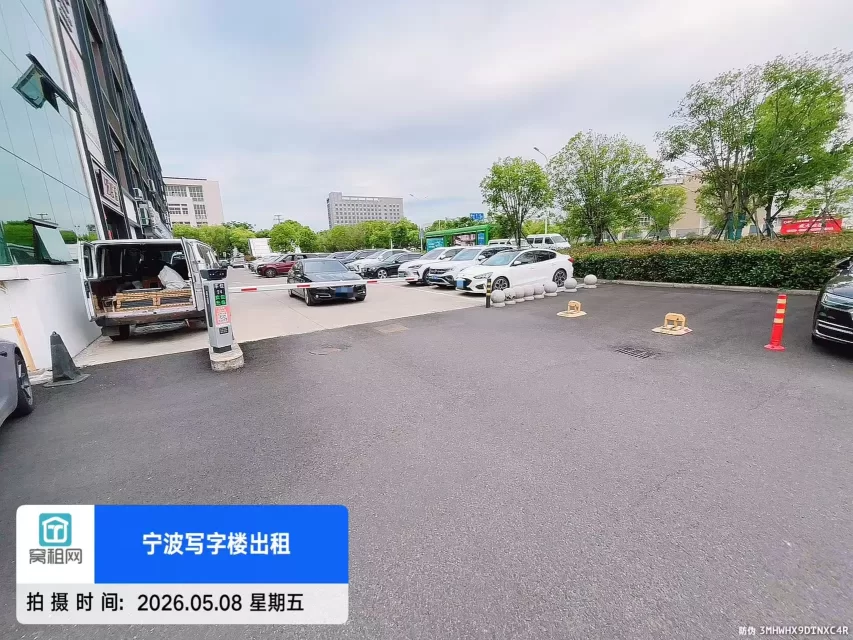鄞州区恒创上谷停车收费包月多少？