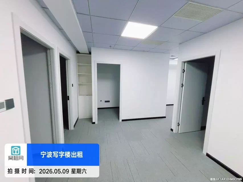 宁波建筑大厦53平米办公室1800元出租有多个隔间
