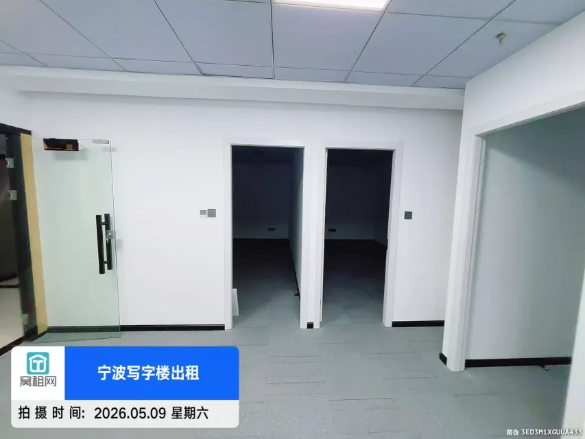 宁波建筑大厦53平米办公室1800元出租有多个隔间