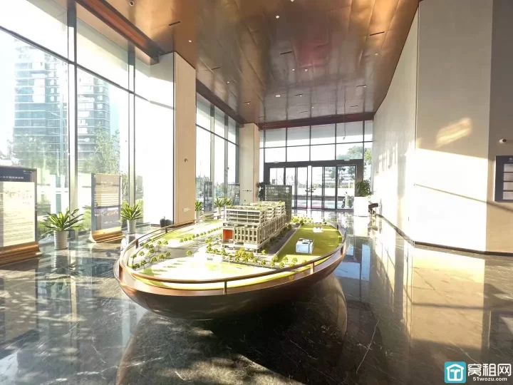 宁波江北区核心商圈办公楼(图1)