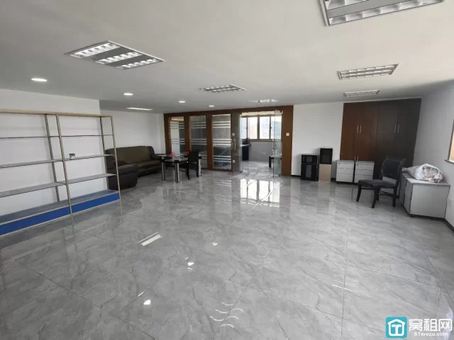 宁波1号线江厦桥东地铁口东海曙光大厦出租 面积120×2，独立空调，独立卫生间月租金5200元