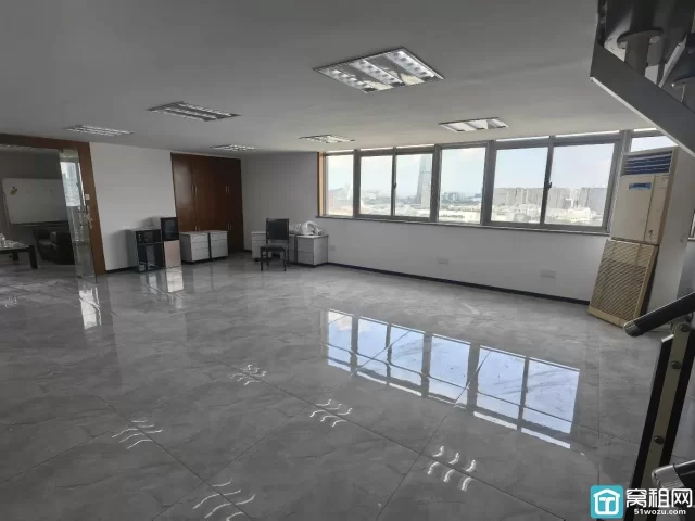 宁波1号线江厦桥东地铁口东海曙光大厦出租 面积120×2，独立空调，独立卫生间月租金5200元