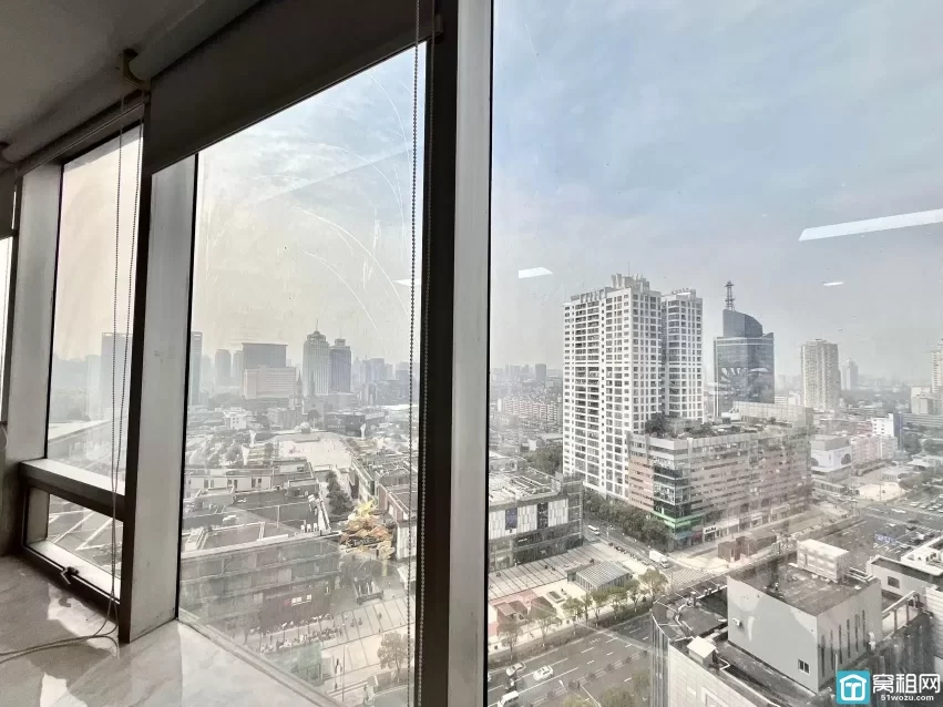 宁波中农信大厦94平租金3千朝西南带全套家具出租(图7) 宁波中农信大厦94平租金3千朝西南带全套家具出租(图7)