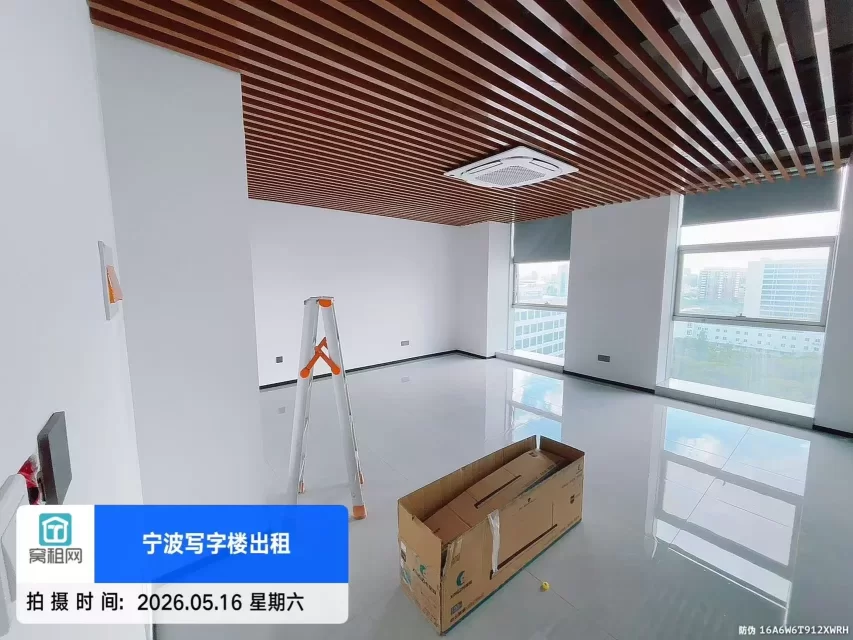 宁波8号线中医院地铁站出口恒茂电子商务大厦66平米2800元出租