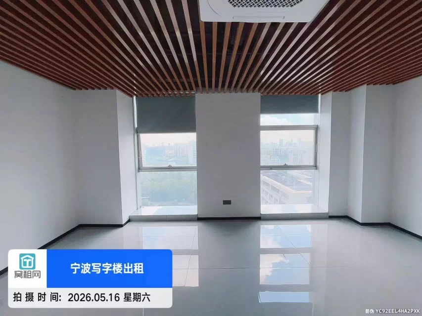 宁波8号线中医院地铁站出口恒茂电子商务大厦66平米2800元出租