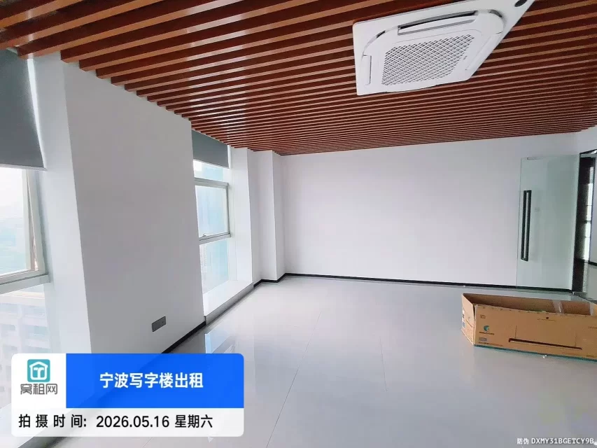宁波8号线中医院地铁站出口恒茂电子商务大厦66平米2800元出租