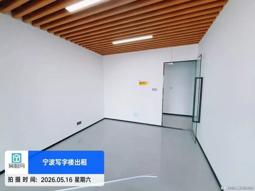宁波恒茂大厦48平米精装修小面积办公室出租租金2000元/月