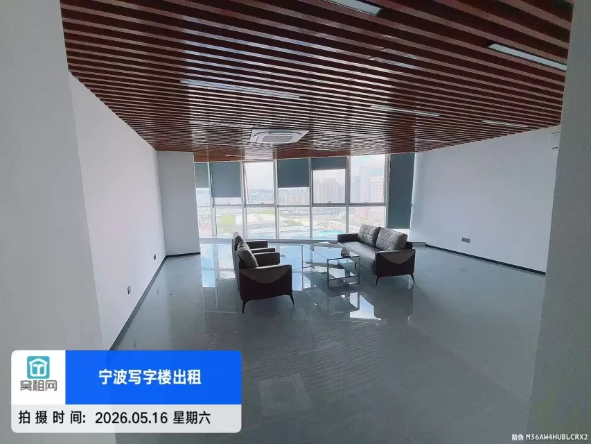 宁波恒茂大厦77平米精装修办公室出租3200元朝南