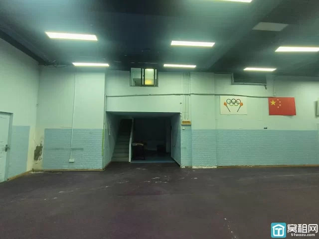 宁波城市广场377.14平办公室出租：单价1.3元含税