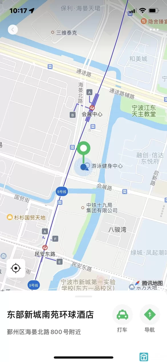 宁波东部新城电梯口南苑环球酒店162平商务办公出租单价 2.5 元含税