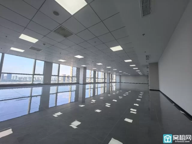 宁波地图5号线出口南苑环球酒店商务楼750.21平租金单价 2.5 元含税