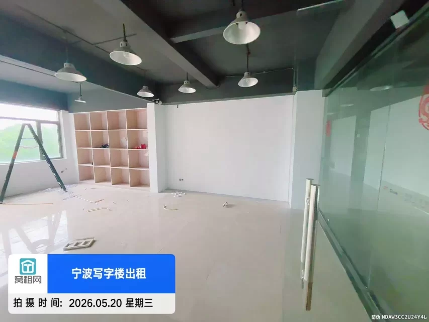宁波市高新区德邦大厦90平米朝南办公室招租