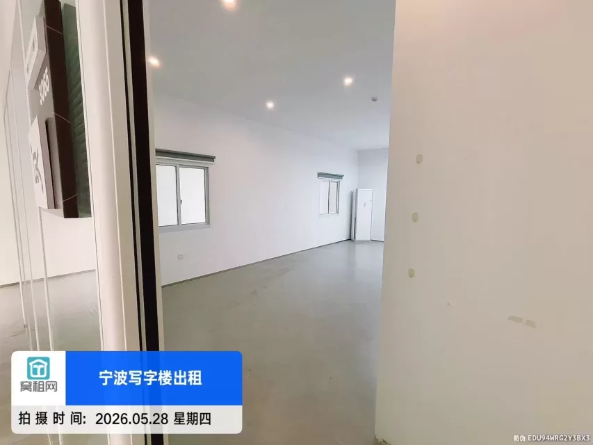 宁波海曙区地铁口郎官驿60平米精装修办公室出租3000元/月