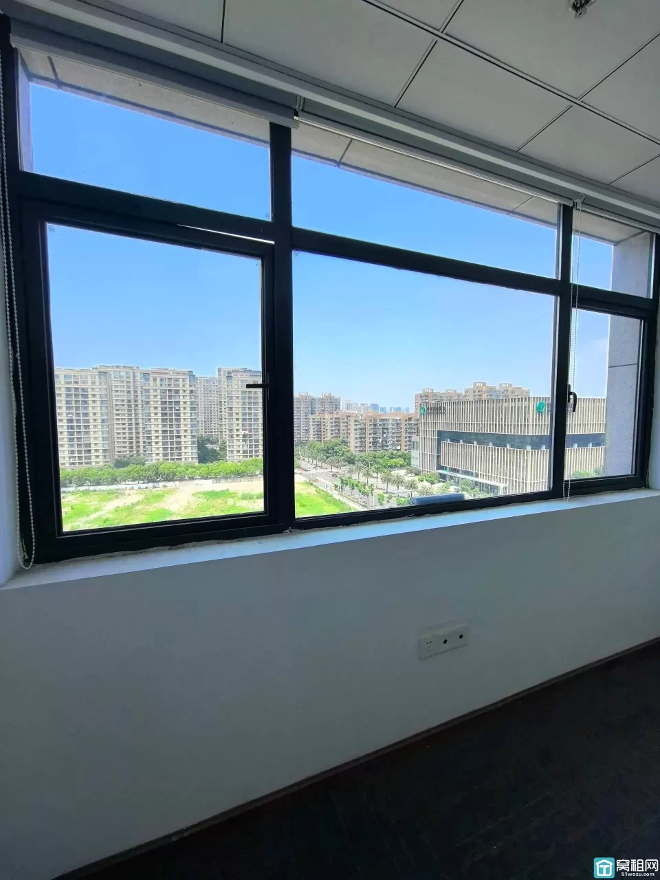 宁波东部新城新府银座60平米小面积办公室出租1.7元/平/天