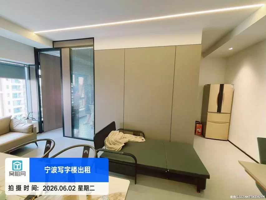 宁波江东北路环宇城隔壁写字楼出租95平米6600元/月朝南办公室(图8) 宁波江东北路环宇城隔壁写字楼出租95平米6600元/月朝南办公室(图8)