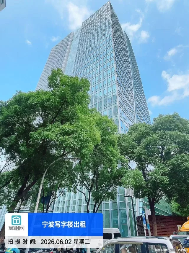 宁波灵桥广场对面中国人寿大厦停车场收费包月多少？