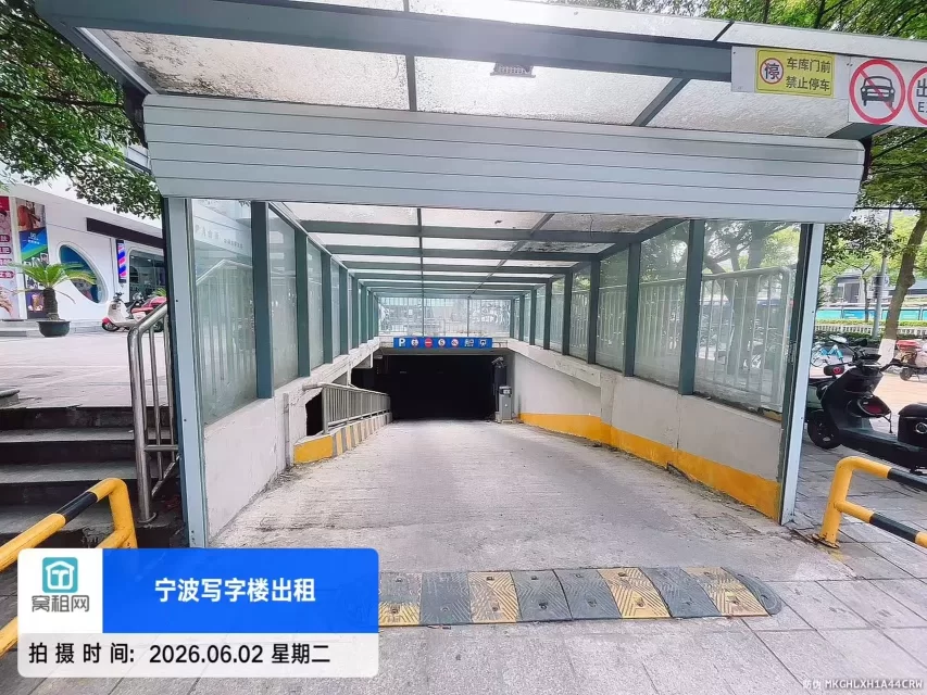 灵桥广场