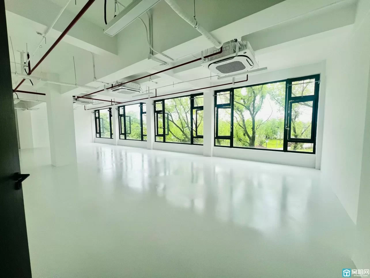 宁波大学创新港639平可组合出租均价1.2元/平/天