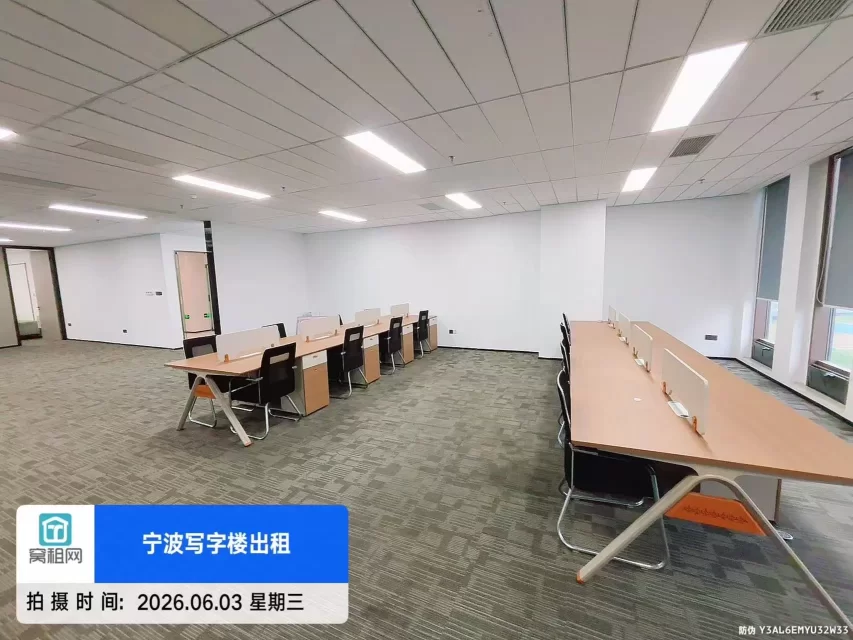 宁波江北4号线地铁口50米云谷中心368平米精装修办公室招租