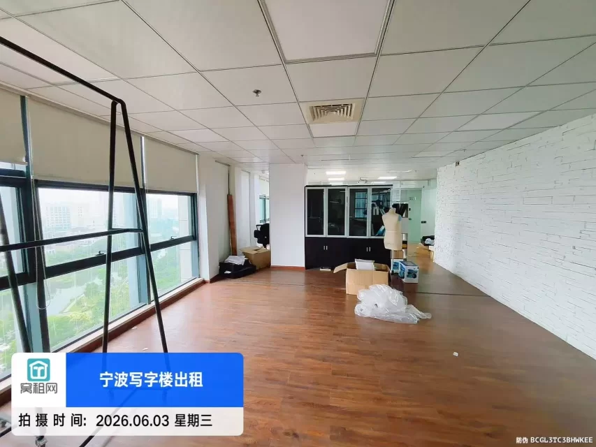 宁波江北得房率75%海达大厦写字楼出租面积490平米精装修交付