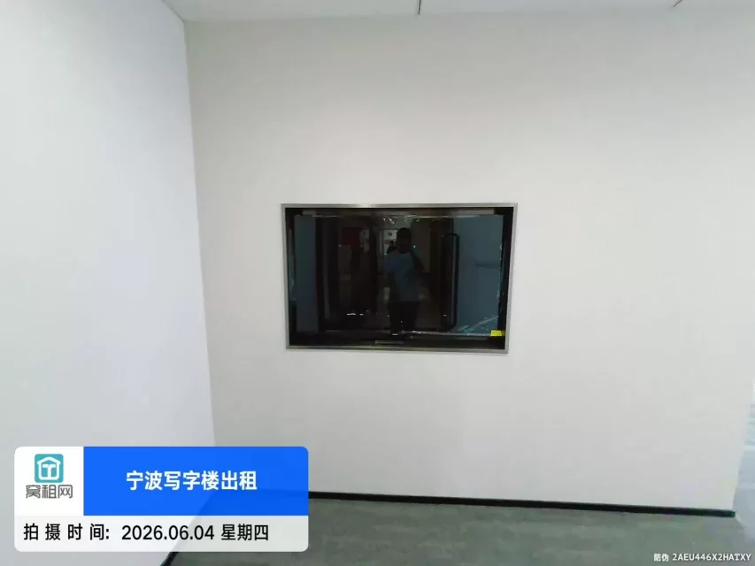 宁波解放桥和创大厦119.78平米精装修电梯口办公室出租